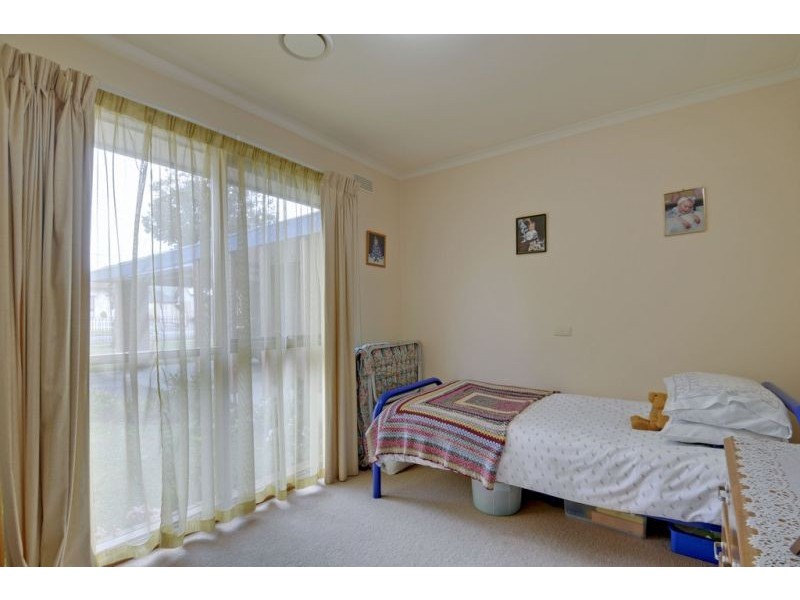 34 Victoria Street, Moe VIC 3825