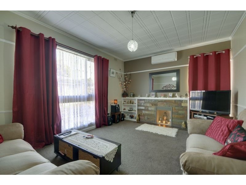 3 Alexander Avenue, Moe VIC 3825