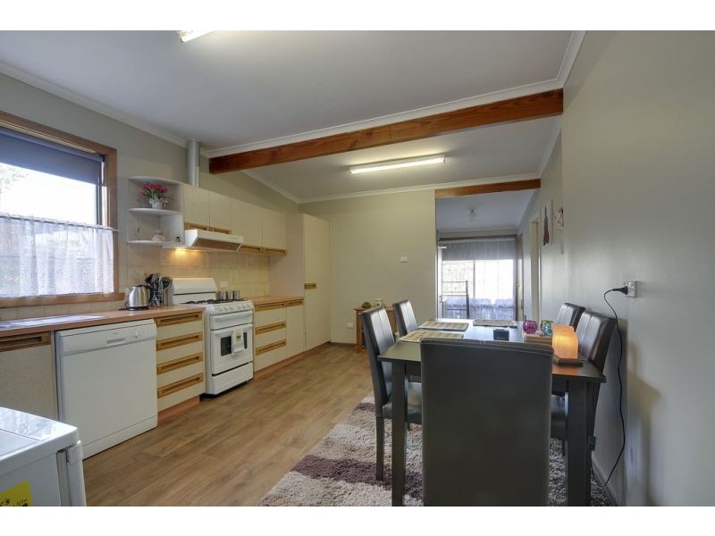 3 Alexander Avenue, Moe VIC 3825