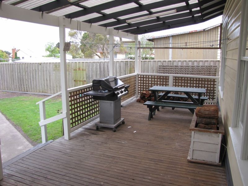 60 Service Road, Moe VIC 3825