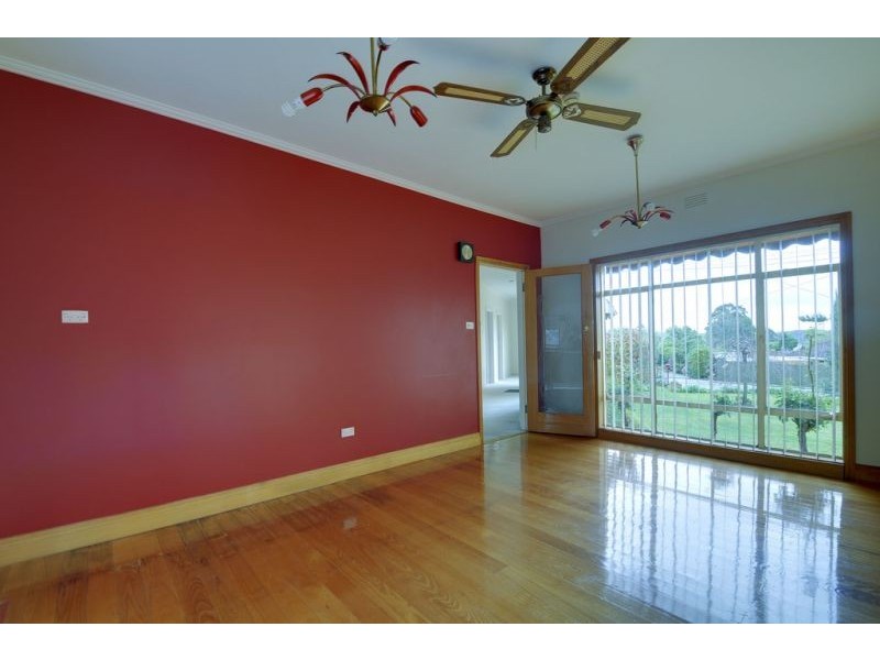 19 Heather Grove, Newborough VIC 3825