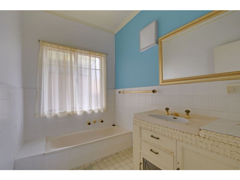 19 Heather Grove, Newborough VIC 3825