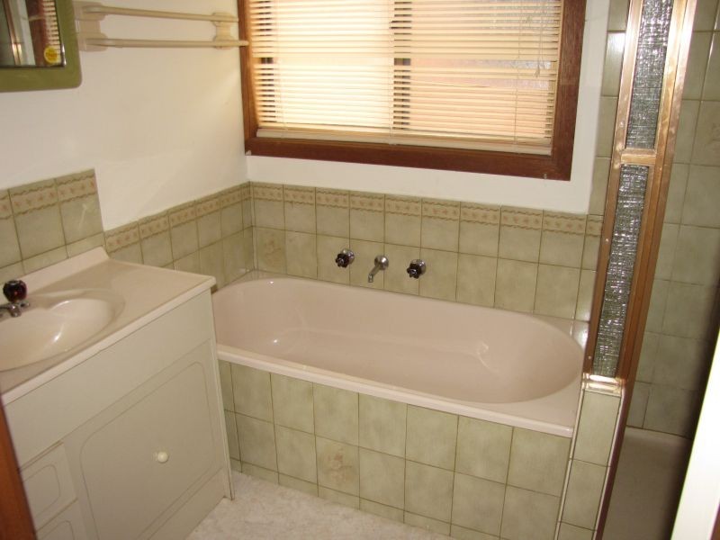 3/1 Baxter Court, Moe VIC 3825