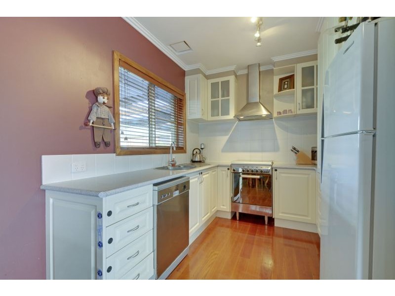 26 Guy Street, Newborough VIC 3825