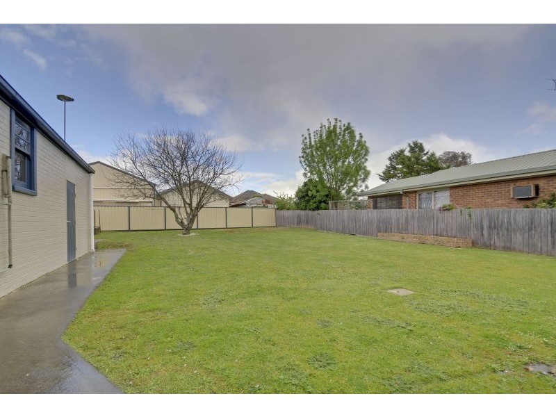 26 Guy Street, Newborough VIC 3825