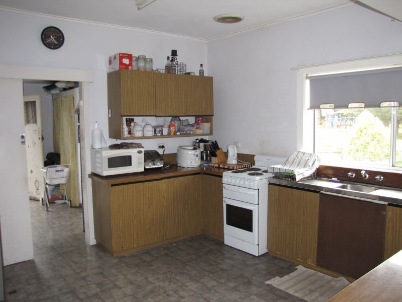 34 Southwell Avenue, Newborough VIC 3825