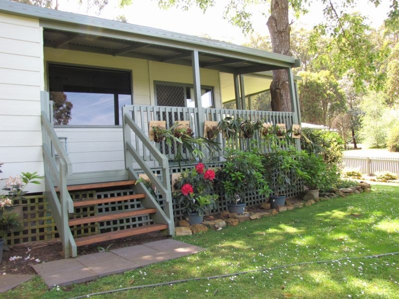10-12 Littleboy Crescent, Rawson VIC 3825