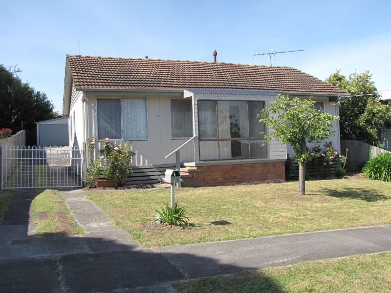 13 Charles Street, Moe VIC 3825