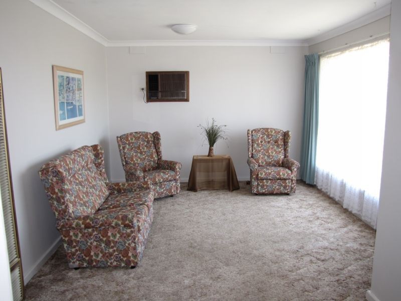 13 Charles Street, Moe VIC 3825