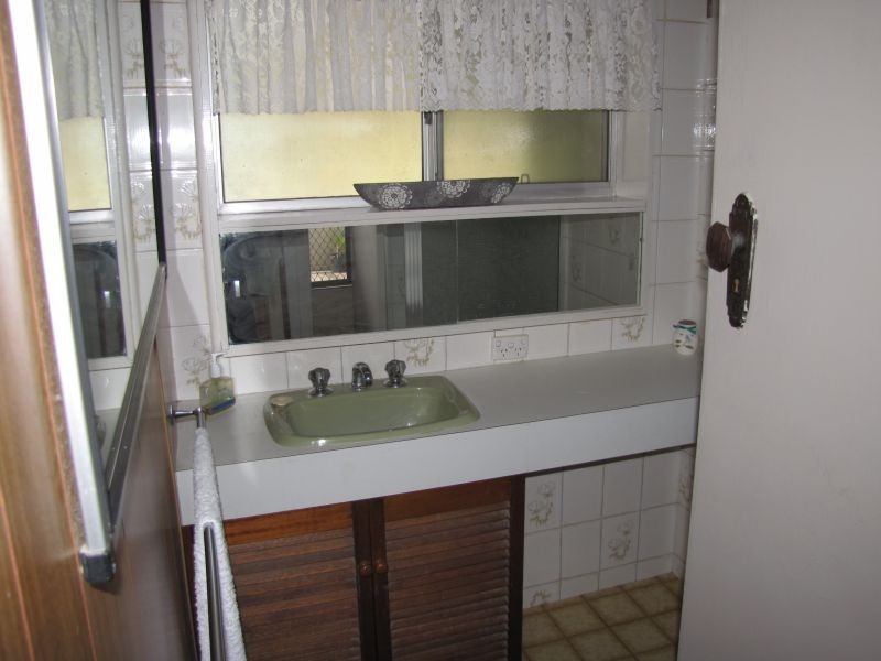 13 Charles Street, Moe VIC 3825