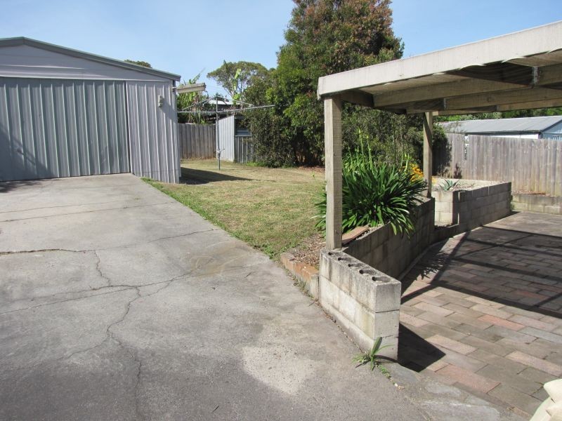 13 Charles Street, Moe VIC 3825