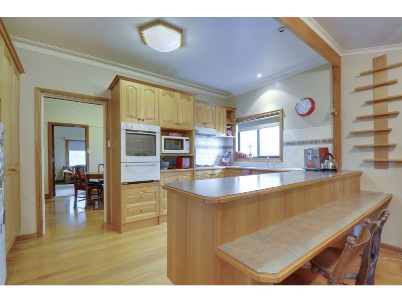 27 Durham Road, Newborough VIC 3825