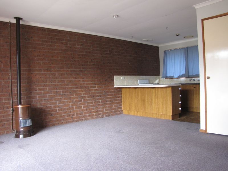 Units 1-3/7 Stamford Street, Newborough VIC 3825