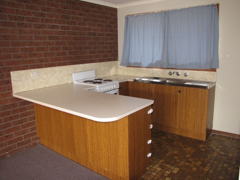 Units 1-3/7 Stamford Street, Newborough VIC 3825