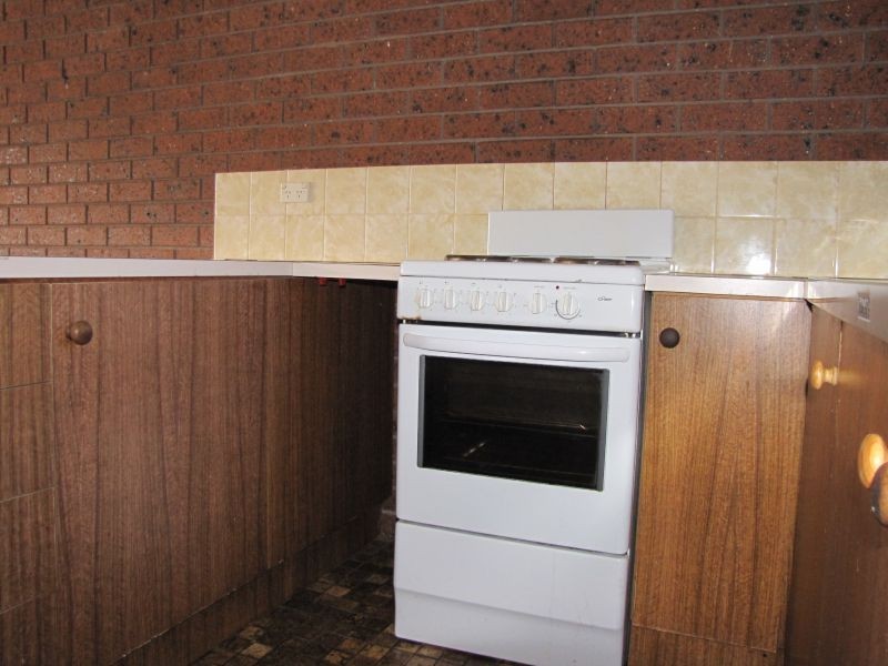 Units 1-3/7 Stamford Street, Newborough VIC 3825