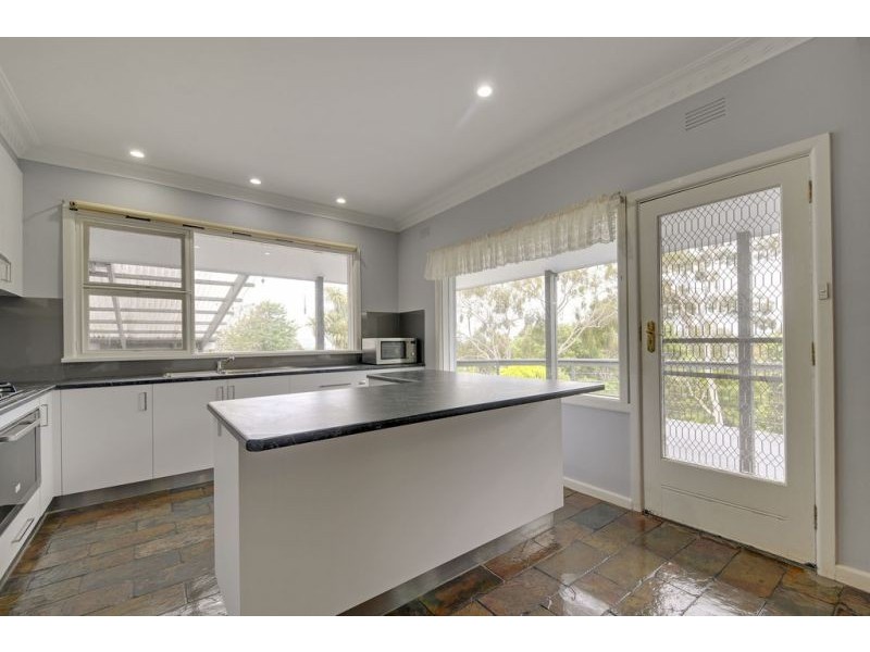 15-17 Lisle Street, Moe VIC 3825