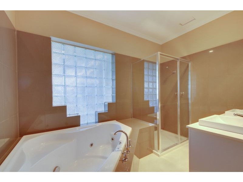 15-17 Lisle Street, Moe VIC 3825