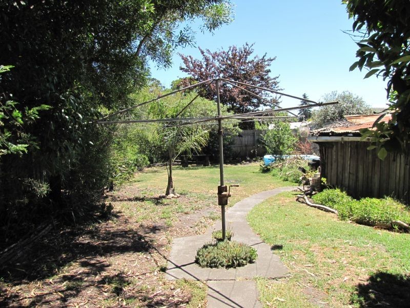 2 Mervyn Street, Moe VIC 3825