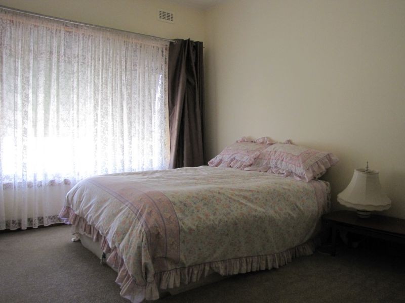 19 William Street, Newborough VIC 3825