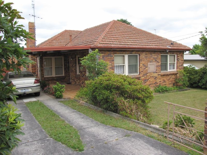 2 Belvedere Court, Newborough VIC 3825