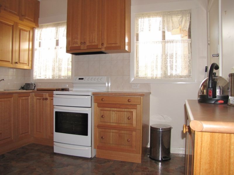 2 Belvedere Court, Newborough VIC 3825