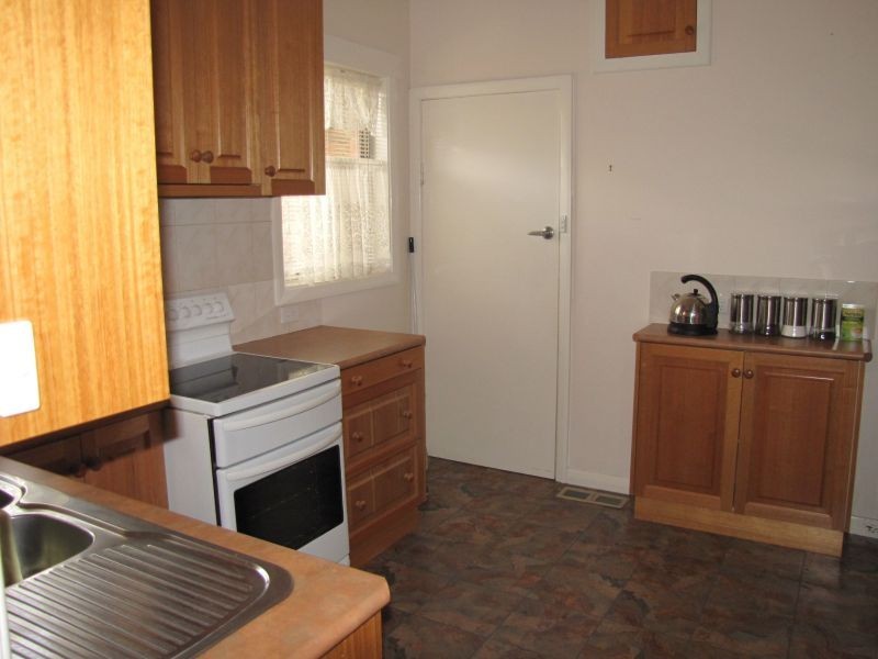 2 Belvedere Court, Newborough VIC 3825