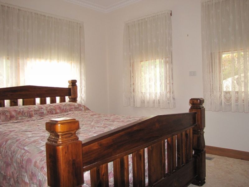 2 Belvedere Court, Newborough VIC 3825