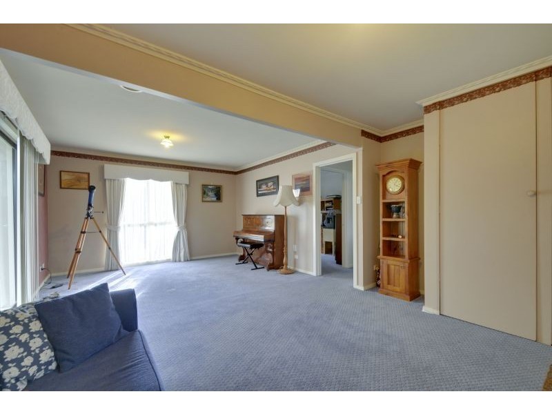 34 May Street, Moe VIC 3825