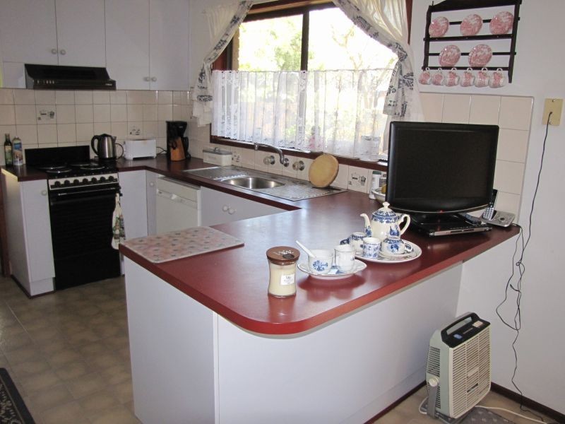 10 Gibson Street, Moe VIC 3825