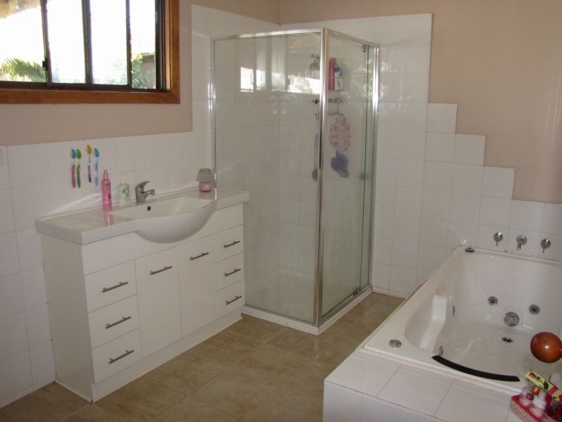 280 Old Sale Road, Newborough VIC 3825