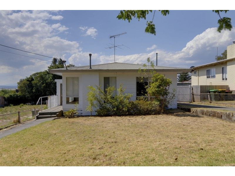 9 Lincoln Street, Moe VIC 3825