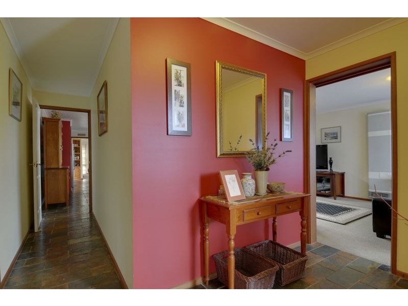 2 Morello Court, Moe VIC 3825