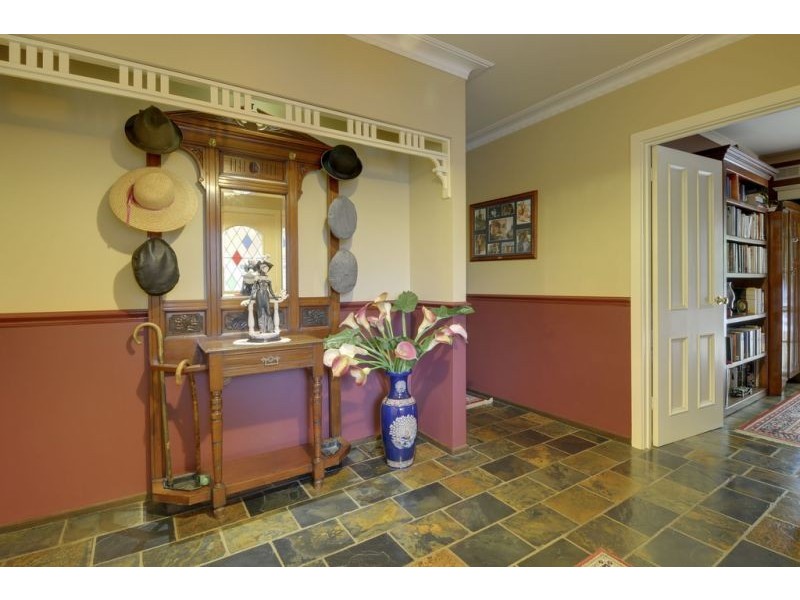 727 Moe Walhalla Road, Tanjil South VIC 3825