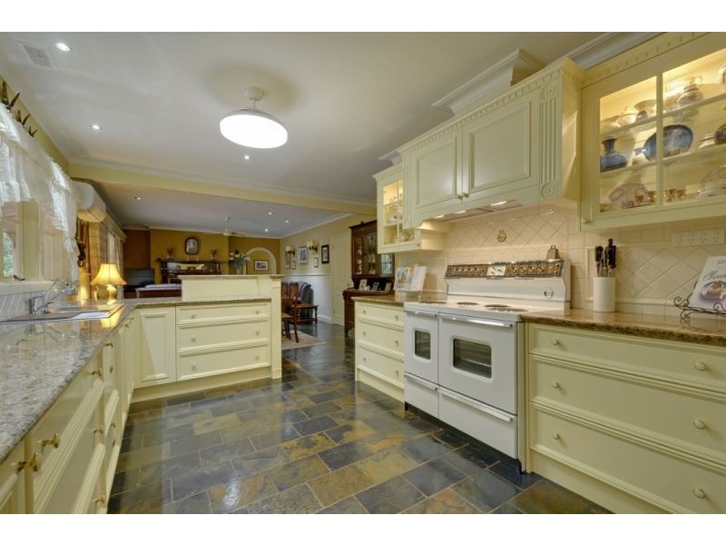 727 Moe Walhalla Road, Tanjil South VIC 3825