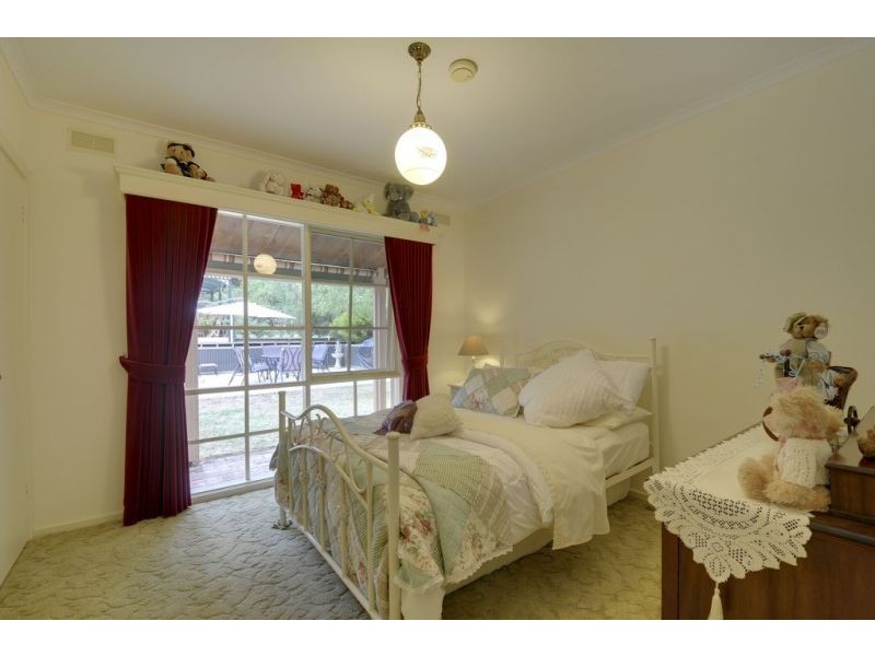 727 Moe Walhalla Road, Tanjil South VIC 3825