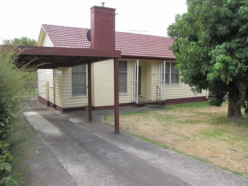 66 Elizabeth Street, Moe VIC 3825