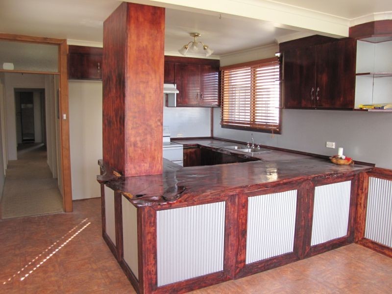 24 Mirboo Street, Newborough VIC 3825