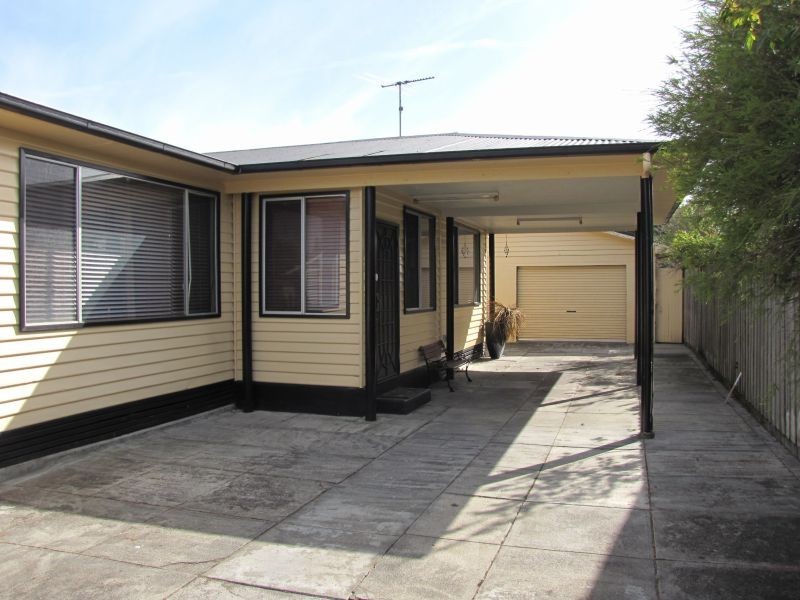 24 Mirboo Street, Newborough VIC 3825