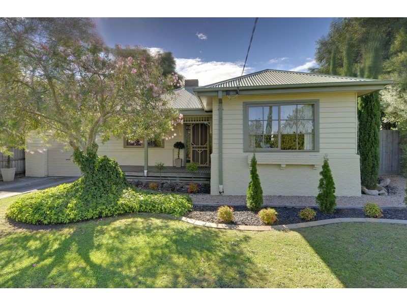 7 Bealiba Road, Moe VIC 3825