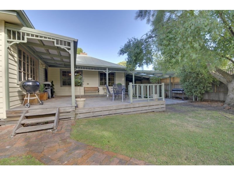 7 Bealiba Road, Moe VIC 3825