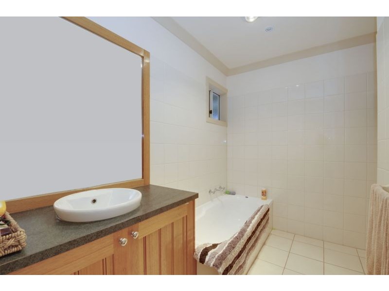 121 Monash Road, Newborough VIC 3825