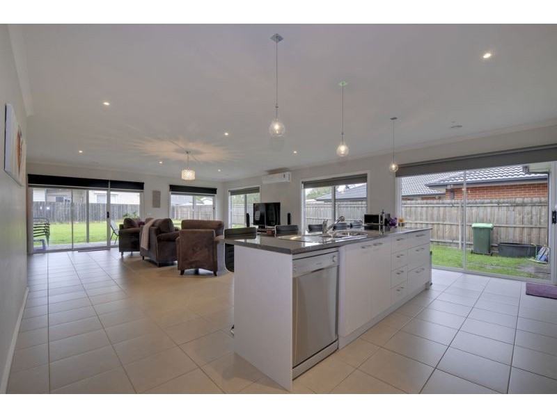19 Hawker Street, Moe VIC 3825