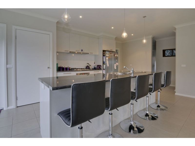 19 Hawker Street, Moe VIC 3825