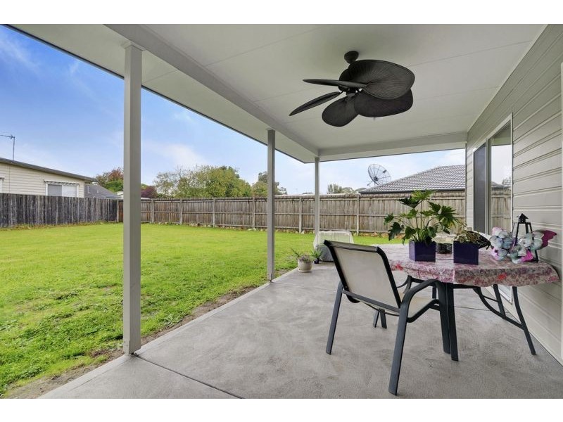 19 Hawker Street, Moe VIC 3825