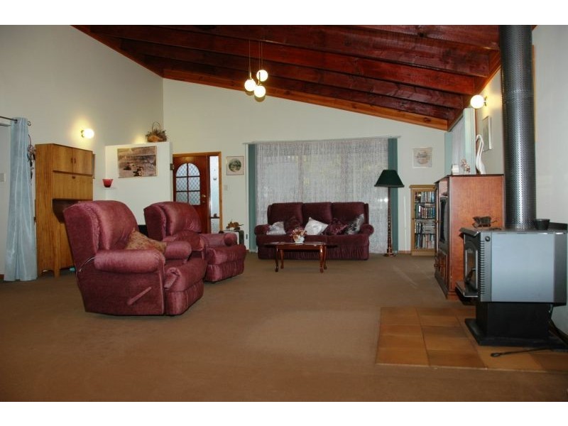 1 Red Jacket Court, Rawson VIC 3825