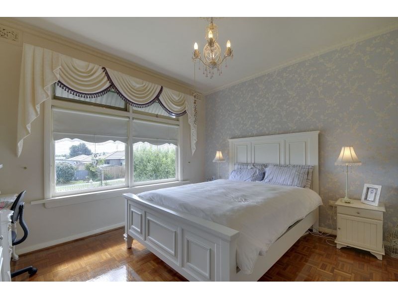 20 Central Avenue, Newborough VIC 3825