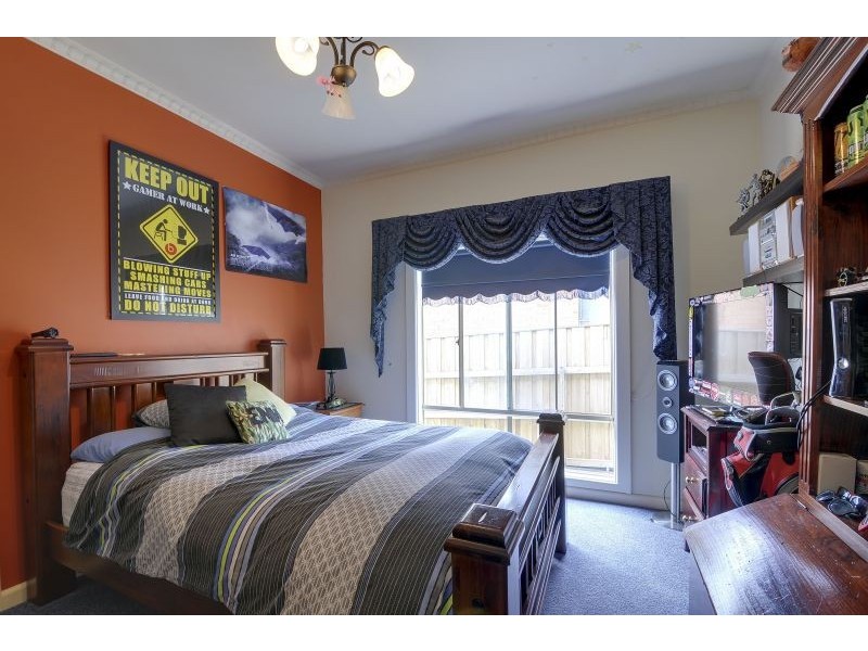 20 Central Avenue, Newborough VIC 3825