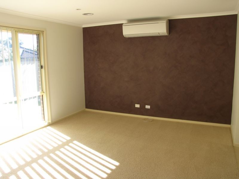 8 Carbine Street, Moe VIC 3825