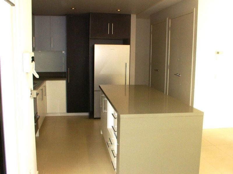 2 EVERGREEN BOULEVARD, Clayton South VIC 3169