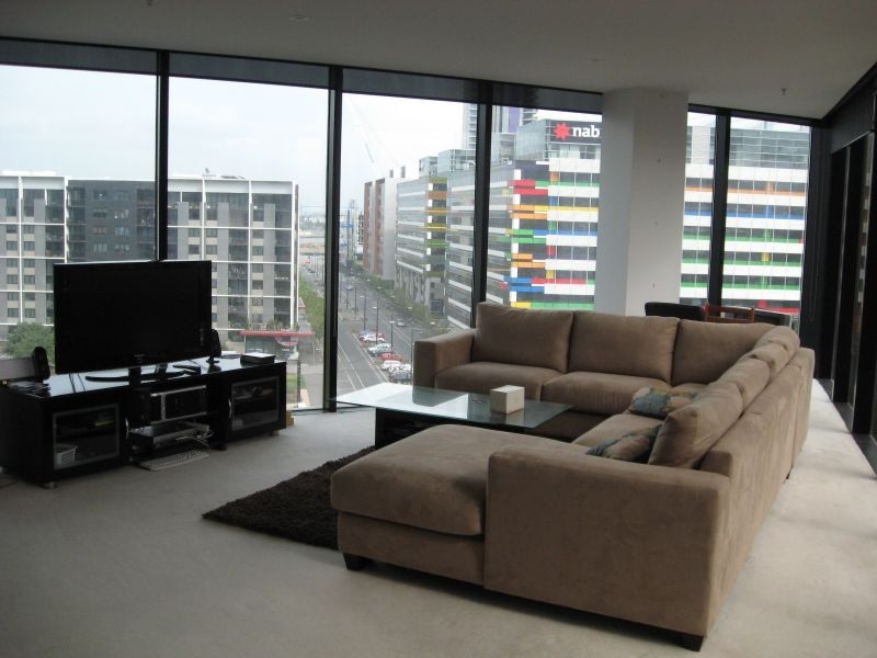 18 WATERVIEW WALK(DH2), Docklands VIC 3008